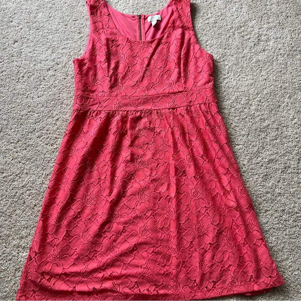 LOFT | Floral Pattern Lace Sleeveless Scoop Neck Zipper Back Banded Waist